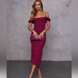 VICI Layna Ruffle Neckline Bodycon Midi Dress